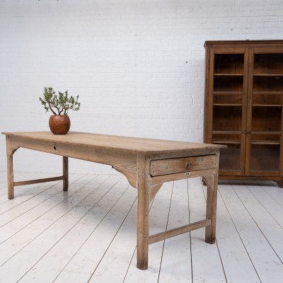 Grande table en bois, 19ème