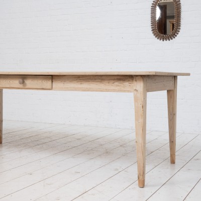 Grande table de ferme en bois