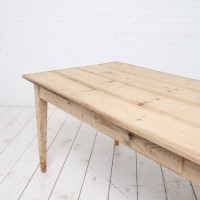 Grande table de ferme en bois