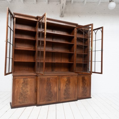 Bibliothèque anglaise en acajou, 19ème