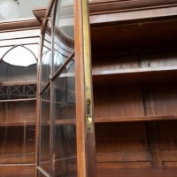 Bibliothèque anglaise en acajou, 19ème