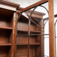 Bibliothèque anglaise en acajou, 19ème