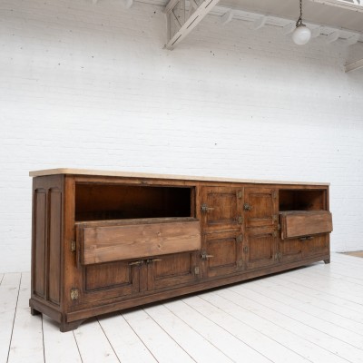 Exceptional oak and Burgundy stone icebox, 1920