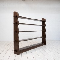 Imposante étagère brutaliste