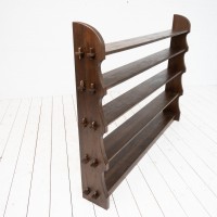 Imposante étagère brutaliste