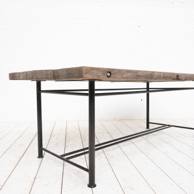 Table de repas primitive, début 20ème