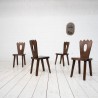 Suite de 4 chaises brutaliste en orme style Olavi HANNINEN