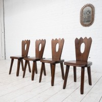 Suite de 4 chaises brutaliste en orme style Olavi HANNINEN