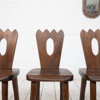 Suite de 4 chaises brutaliste en orme style Olavi HANNINEN