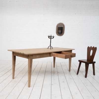 Ancienne table de ferme pieds fuseaux, début 20ème
