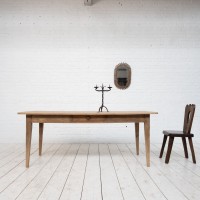 Ancienne table de ferme pieds fuseaux, début 20ème