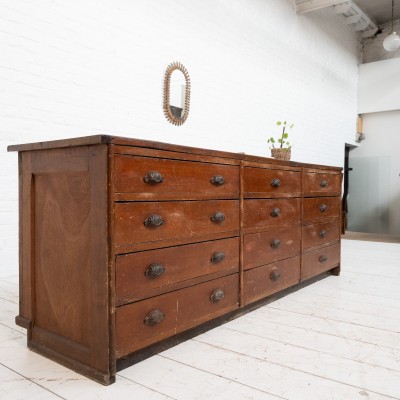 Ancien meuble à tiroirs, début 20ème