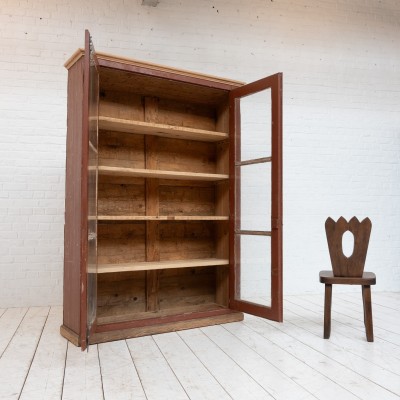 Two-door display cabinet, early 20th century