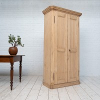 Ancienne armoire deux portes, début XXème