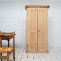 Ancienne armoire deux portes, début XXème