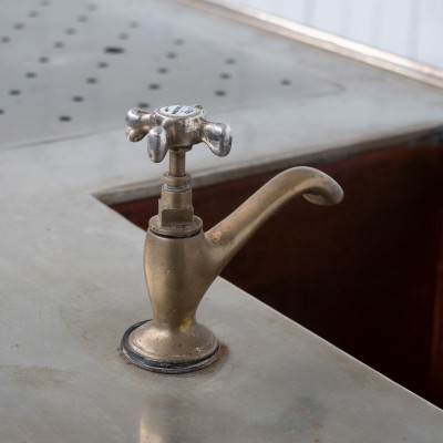 Ancien bar en bois et cuivre, 1920