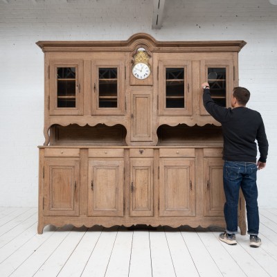 Imposing  oak buffet deux corps, 18th century