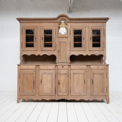 Imposing  oak buffet deux corps, 18th century