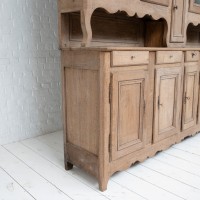 Imposant buffet deux corps en chêne, XVIIIème