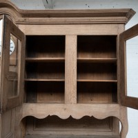 Imposing  oak buffet deux corps, 18th century