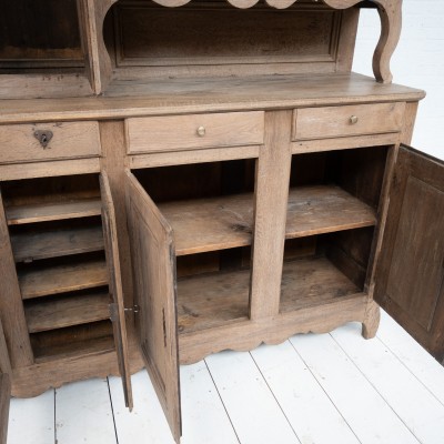 Imposing  oak buffet deux corps, 18th century