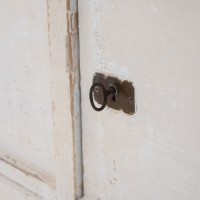 Armoire / penderie 2 portes en bois, début XXème