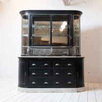 Exceptionnel meuble de boulangerie, début XXème