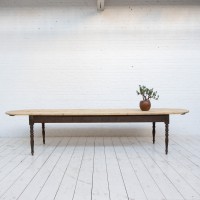 Grande table de communauté en bois, début XXème
