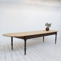 Grande table de communauté en bois, début XXème
