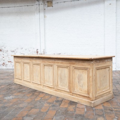 Grand meuble de mercerie à tiroirs, début XXème