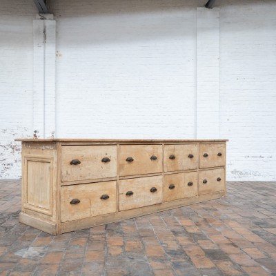 Grand meuble de mercerie à tiroirs, début XXème