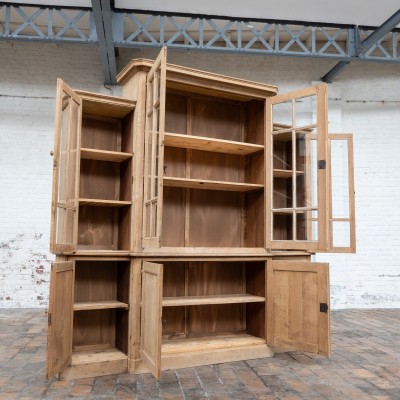 Early 20th century oak dresser