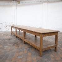 Ancienne grande table de drapier en bois