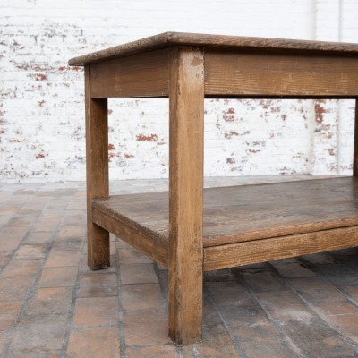 Ancienne grande table de drapier en bois