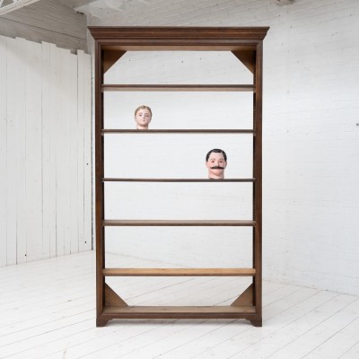 Bibliothèque en chêne, début XXe siècle