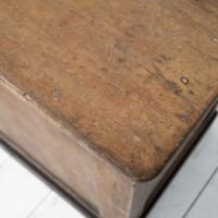 Comptoir en sapin ancien à deux tiroirs – Début XXᵉ siècle