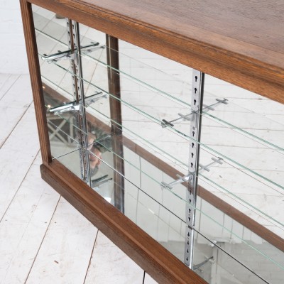 Comptoir / vitrine en chêne 1930