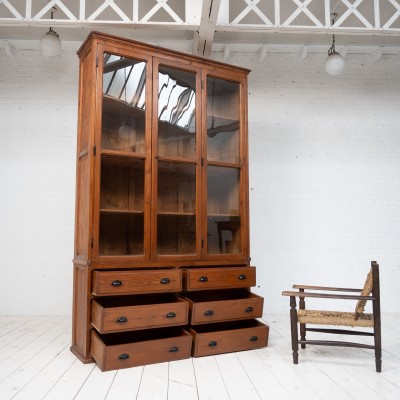 Vitrine de musée ancienne en bois - Début XXe siècle