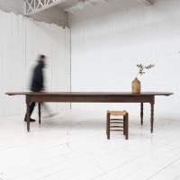 Grande table de communauté en bois, début XXème