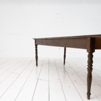 Grande table de communauté en bois, début XXème