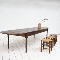 Grande table de communauté en bois, début XXème