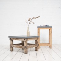 Ensemble de consoles primitive en bois et pierre bleue