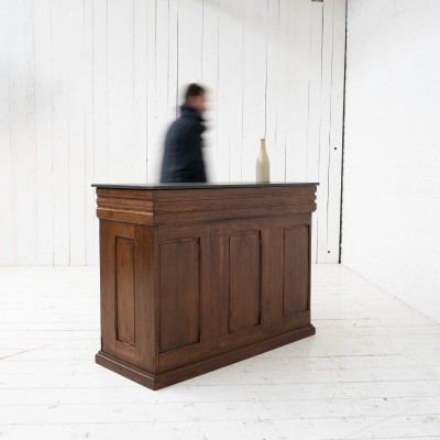 Ancien bar en chêne et pierre, début XXème