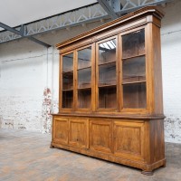 Imposante bibliothèque en noyer - 19 ème