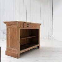 Ancien comptoir de commerce en bois - Début XXème siècle