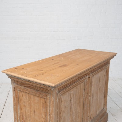 Ancien comptoir de commerce en bois - Début XXème siècle