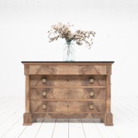 Commode en noyer - France XIXème siècle