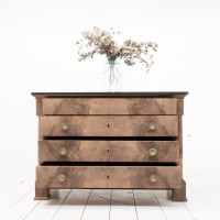 Commode en noyer - France XIXème siècle