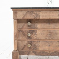 Commode en noyer - France XIXème siècle