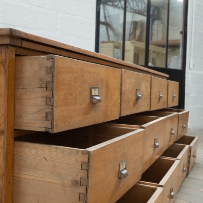 Large workshop cabinet with drawers, 20th century.